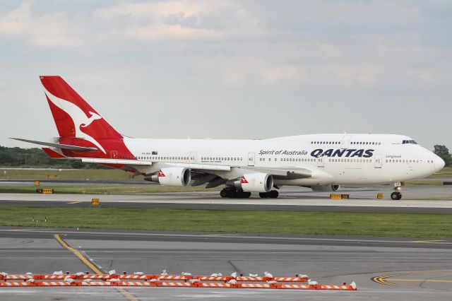 Boeing 747-400 (VH-OEH)