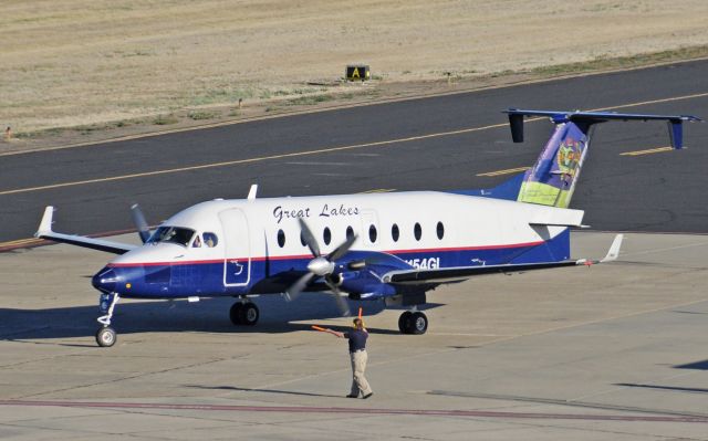 Beechcraft 1900 (N154GL)