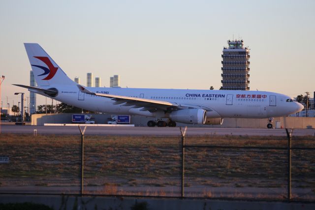 Airbus A330-200 (B-5961)