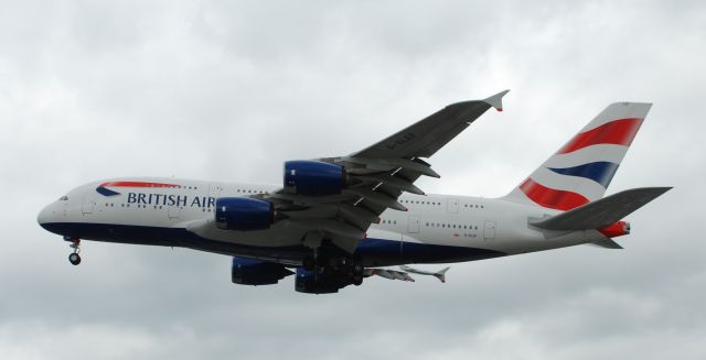 Airbus A380-800 (G-XLEF)