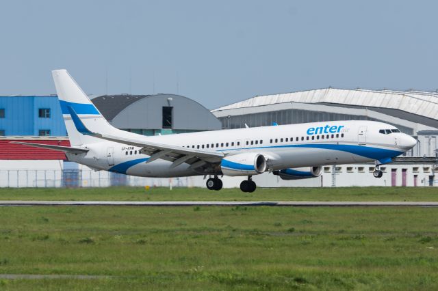 Boeing 737-800 (SP-ENW)