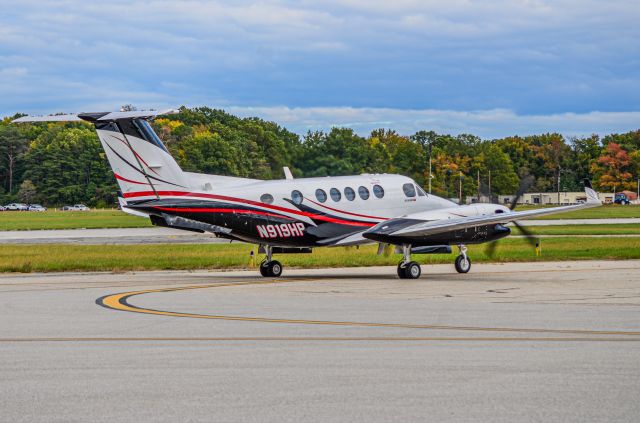 Beechcraft 35 Bonanza (N919HP)