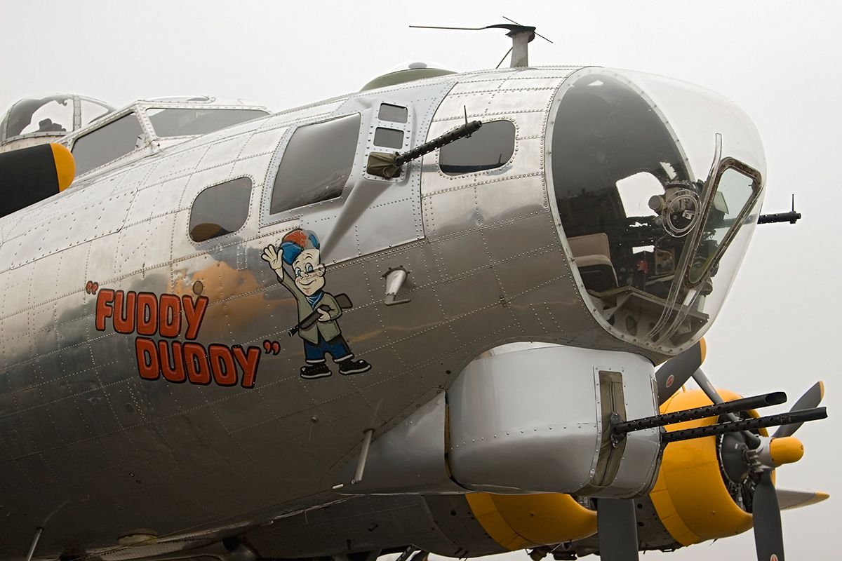 N9563Z — - A Boeing B-17G Flying Fortress @ Chino airport.