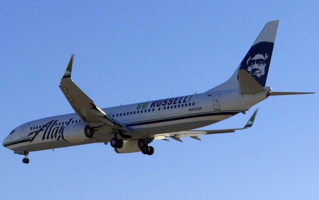 Boeing 737-900 (N453AS)