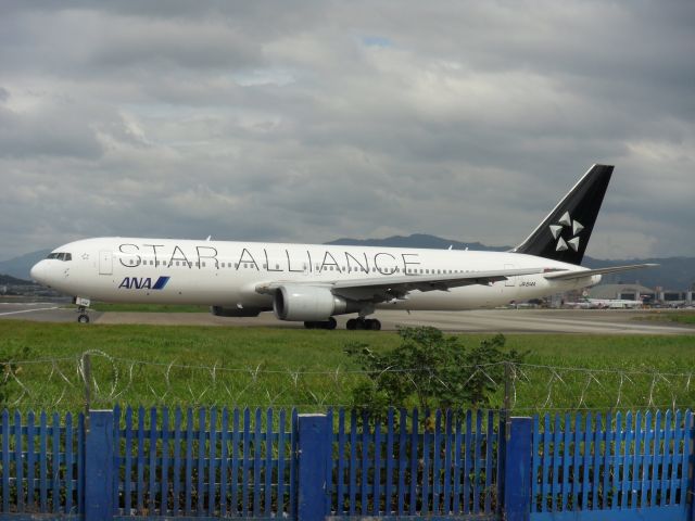 JA614A — - All Nippon Airways B767-381ER JA614A STAR ALLIANCE Livery