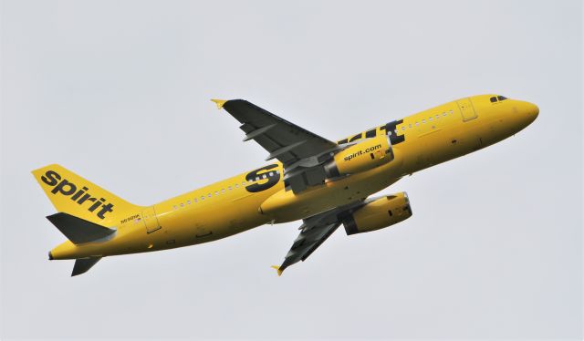 Airbus A320 (N698NK) - spirit airlines a320-232 n698nk dep shannon 2/10/19.