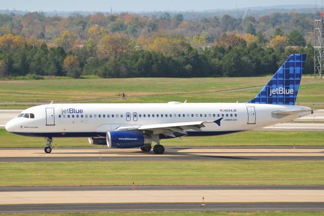 Airbus A320 (N594JB) - Seen at KIAD on 10/11/2010.