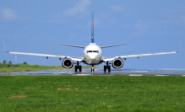 Boeing 737-800 (N3756)