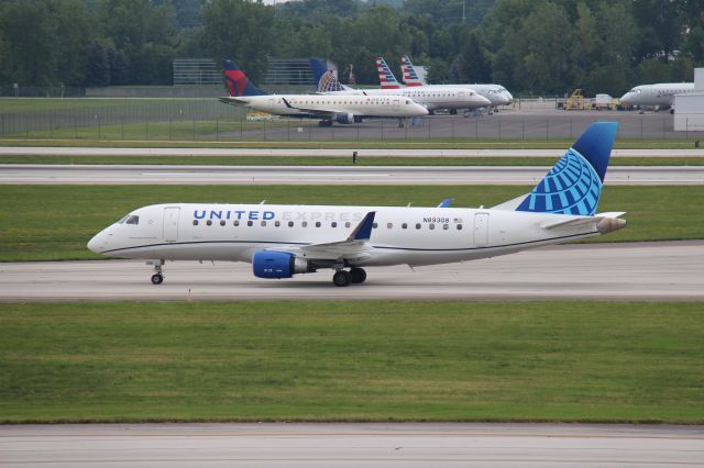 Embraer 175 (N89308) - ASH 6340 from IAH (July 24th, 2022)