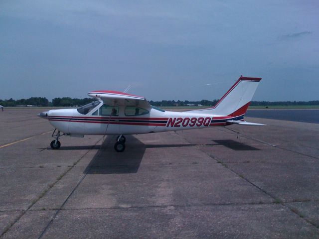 Cessna Cardinal (N2099Q)