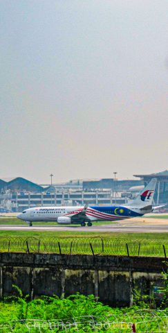 Boeing 737-700 (9M-MXU)