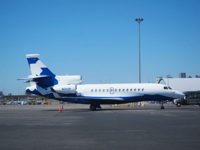 Dassault Falcon 7X (N312P)