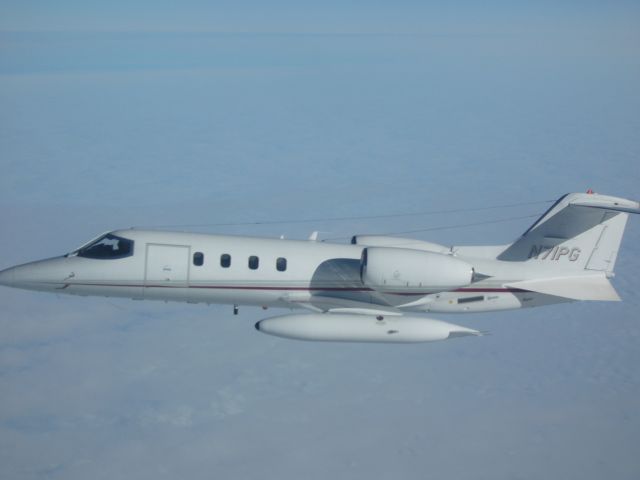 Learjet 35 (N71PG)