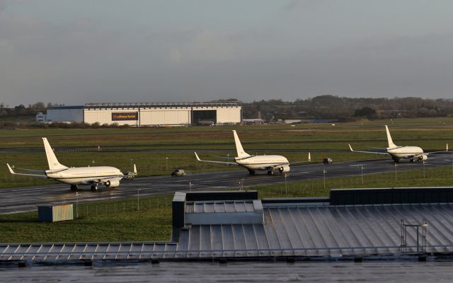 — — - usn c-40a 165830,165836,168981 at shannon 6/4/16.