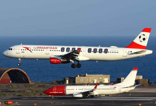 Airbus A321 (OE-LBA) - January, 2018