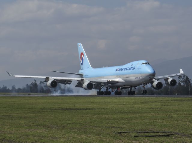 Boeing 747-400 (HL7603)