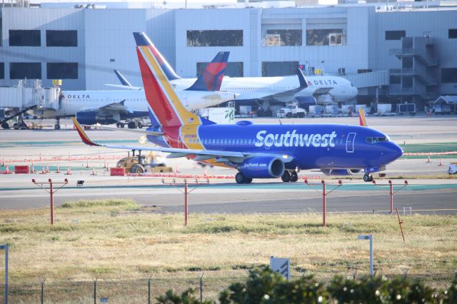 Boeing 737-700 (N558WN)