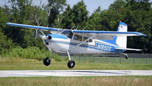 Cessna Skywagon (N185US) - Touching down at home base