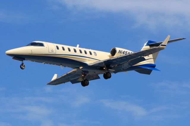 Learjet 45 (N145AR)