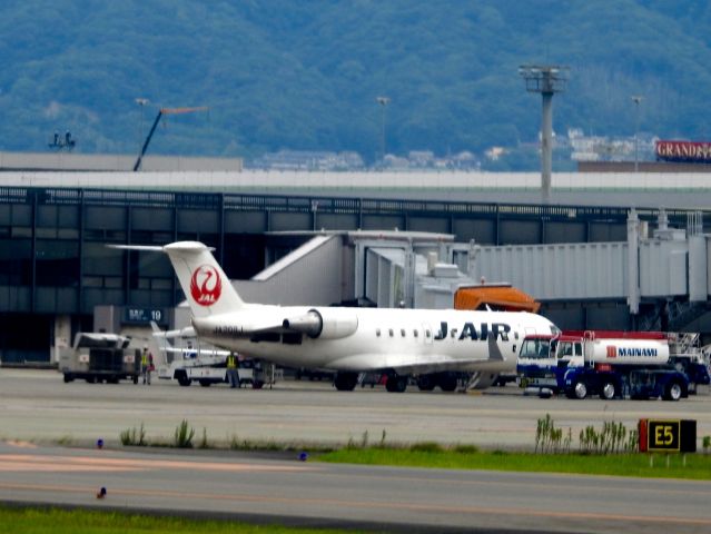 Canadair Regional Jet CRJ-200 (JA208J)