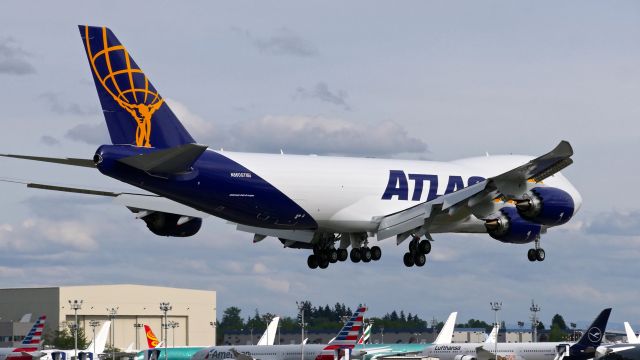 BOEING 747-8 (N860GT) - BOE701 on short final to Rwy 16R on 5.17.22. (B747-8F / ln 1571 / cn 67147).