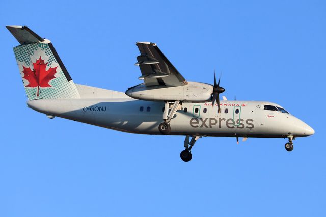 de Havilland Dash 8-100 (C-GONJ) - Apr 22 2018 evening arrival