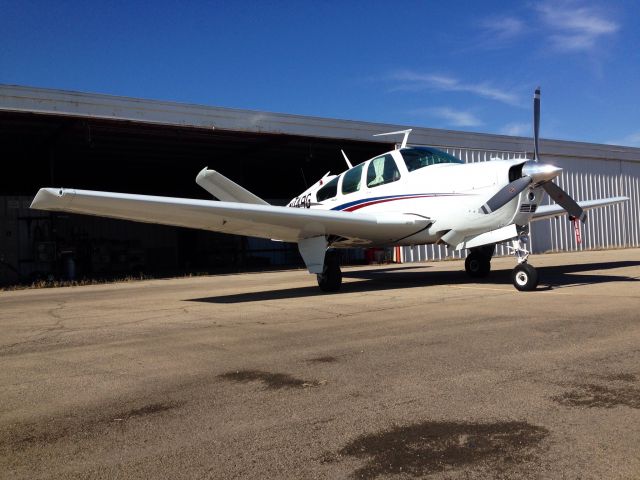 Beechcraft 35 Bonanza (N149G)