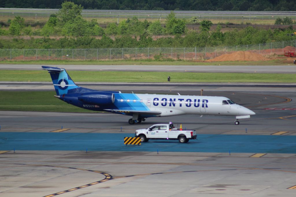 Embraer ERJ-135 (N15509)
