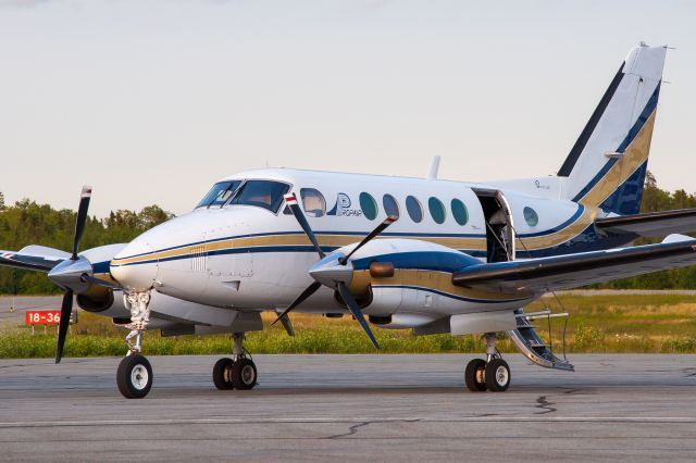 Beechcraft King Air 100 (PRO107)