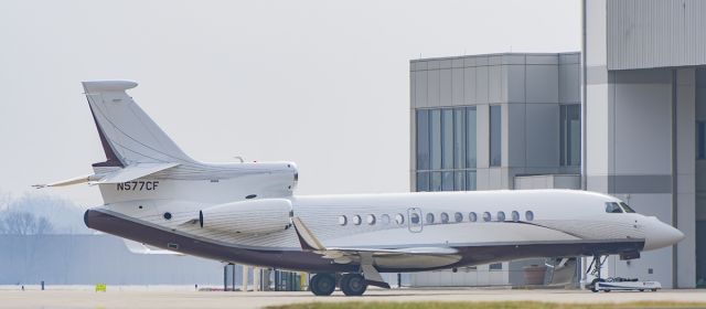 Dassault Falcon 7X (N577CF) - South ramp @KDPA.