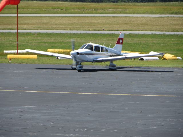 Piper Cherokee (N246AZ)