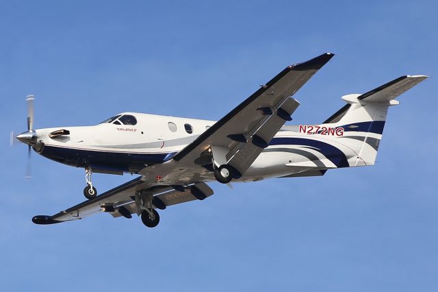 Pilatus PC-12 (N272NG) - Pilatus Aircraft PC-12/47E - landing.