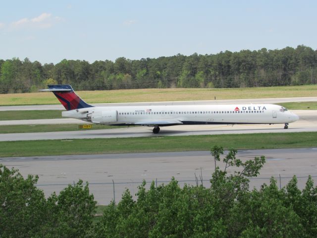 McDonnell Douglas MD-90 (N927DN) - Delta MD-90 to Atlanta! (4/2/16)