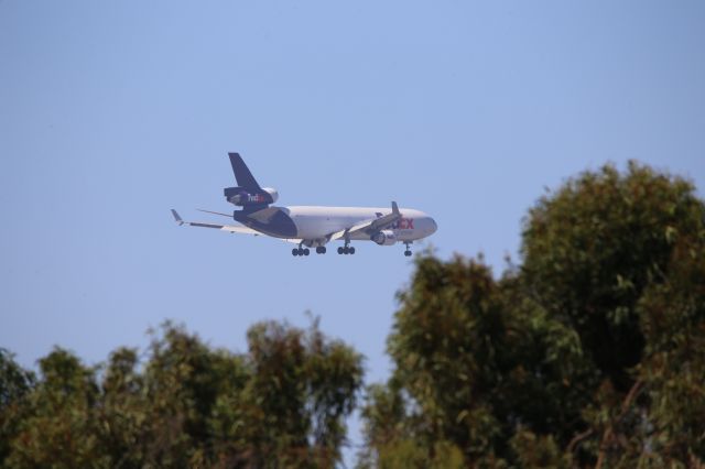 Boeing MD-11 (N525FE)