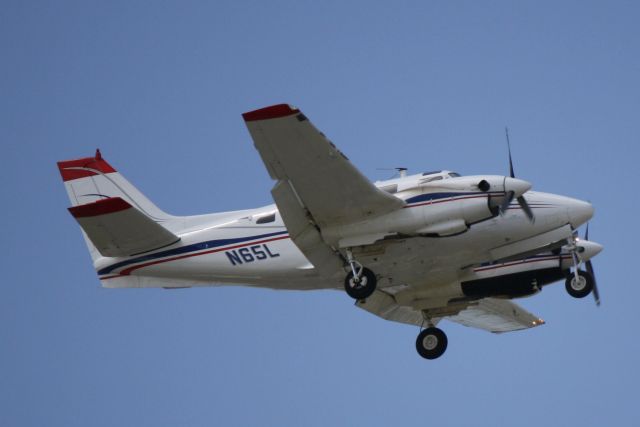 Beechcraft King Air 90 (N65L) - Beechcraft King Air 90 (N65L) arrives at Sarasota-Bradenton International Airport