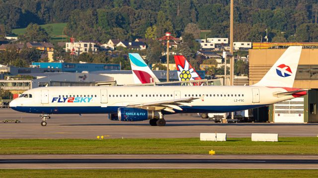 Airbus A321 (LZ-FSC)