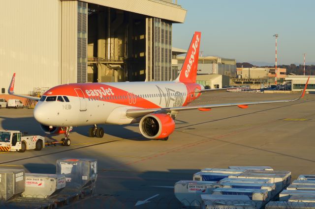 Airbus A321neo (OE-LSM)