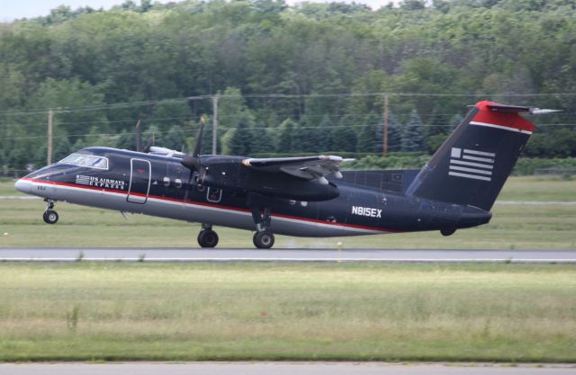de Havilland Dash 8-100 (PDT4136)