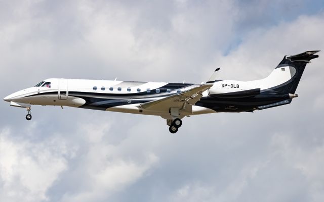 Embraer Legacy 600/650 (SP-DLB)
