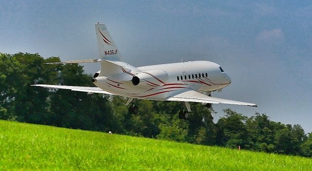 N435JF — - Falcon takeoff KMQS