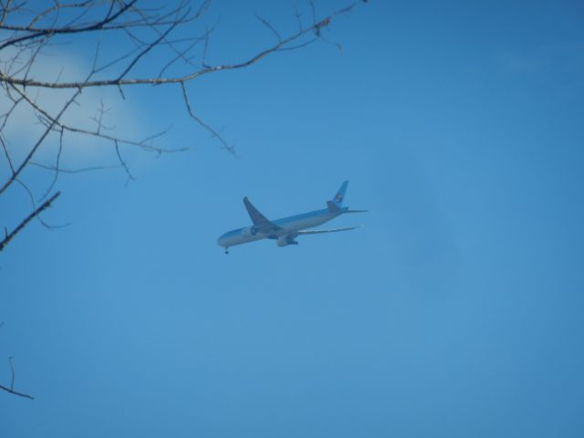 BOEING 777-300ER (HL8011) - A Korean Air Boeing 777-300ER Flying By With Gear Down While Approaching Dulles International