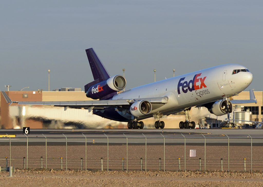 Boeing MD-11 (N522FE)