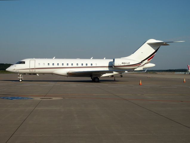 Bombardier Global Express (N160QS)