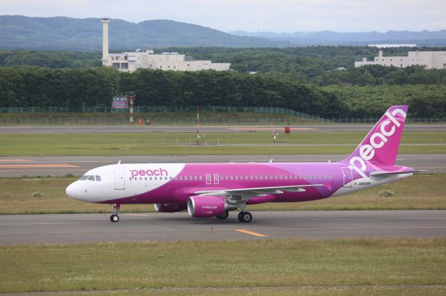 Airbus A320 (JA804P) - Japanese original LCC, Peach