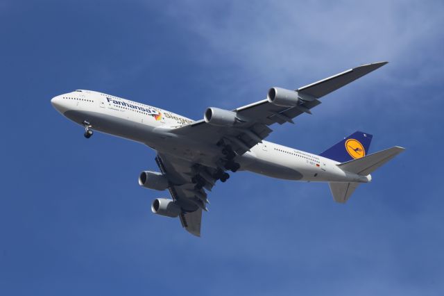 BOEING 747-8 (D-ABYI)