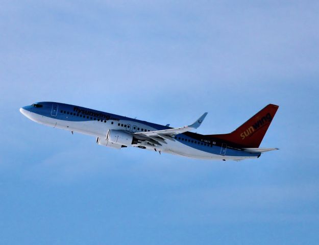 Boeing 737-800 (C-GDZE) - Leaving rwy 14, for Hollywood Florida, 15-01-10, sorry about the quality it was a "Hail Mary Shot".