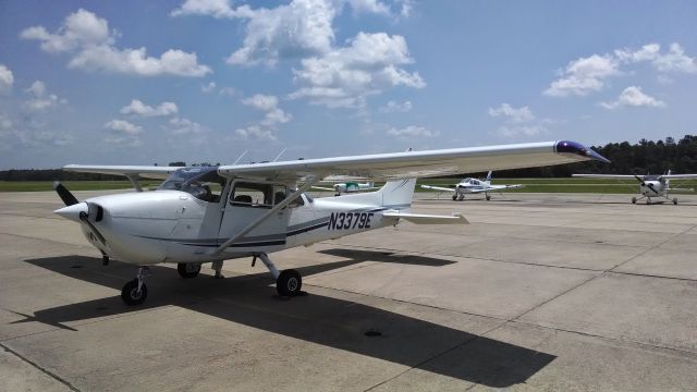 Cessna Skyhawk (N3379E) - N3379E after a fuel stop at Ruston Regional (KRSN). Great airport and friendly staff.