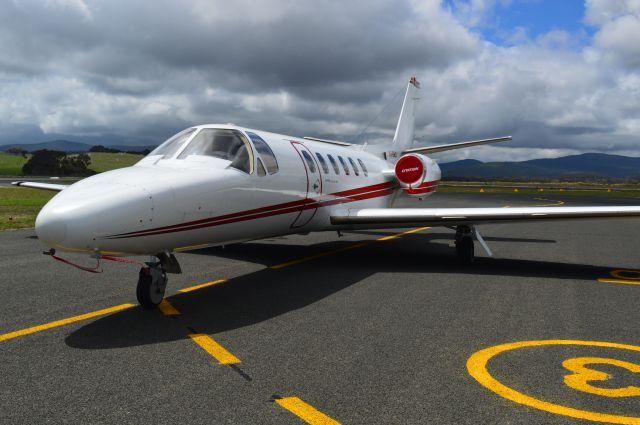 Cessna Citation II (VH-EMO) - CITATION II AT YFLI, Feb 2016