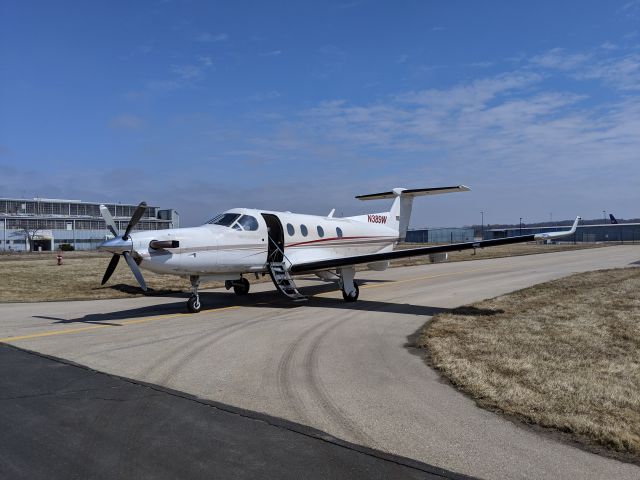 Pilatus PC-12 (N389W)