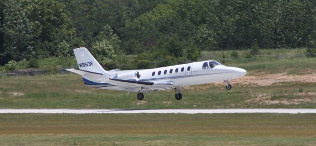 Cessna Citation V (N953F)